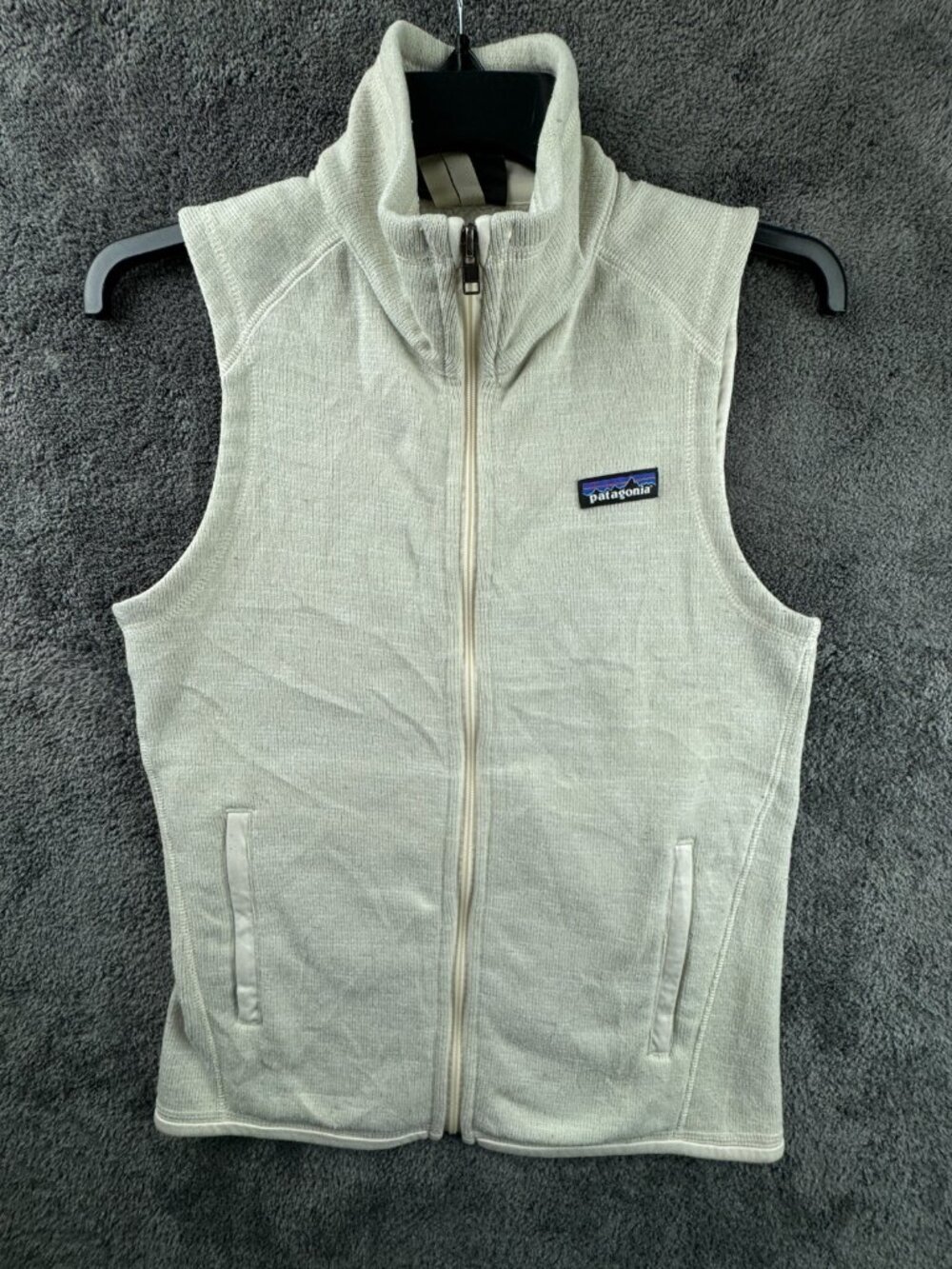 Patagonia Women’s Vest Sleeveless Ivory XS Fleece Lined W Logo Full Zip Hiking